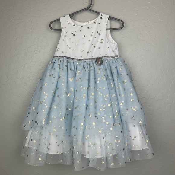 NWT Disney x Pippa and Julie Frozen Gown with Faux Fur coat - Picture 2 of 12